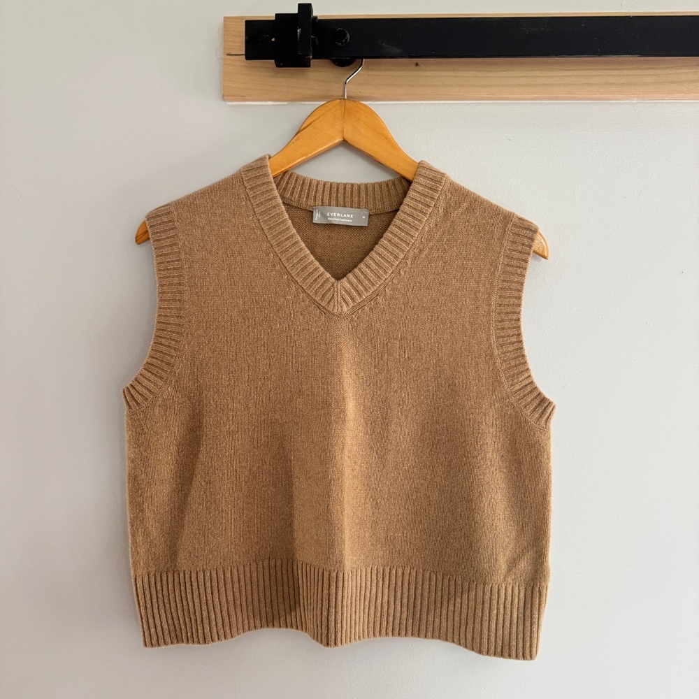 Everlane The Cashmere Vest